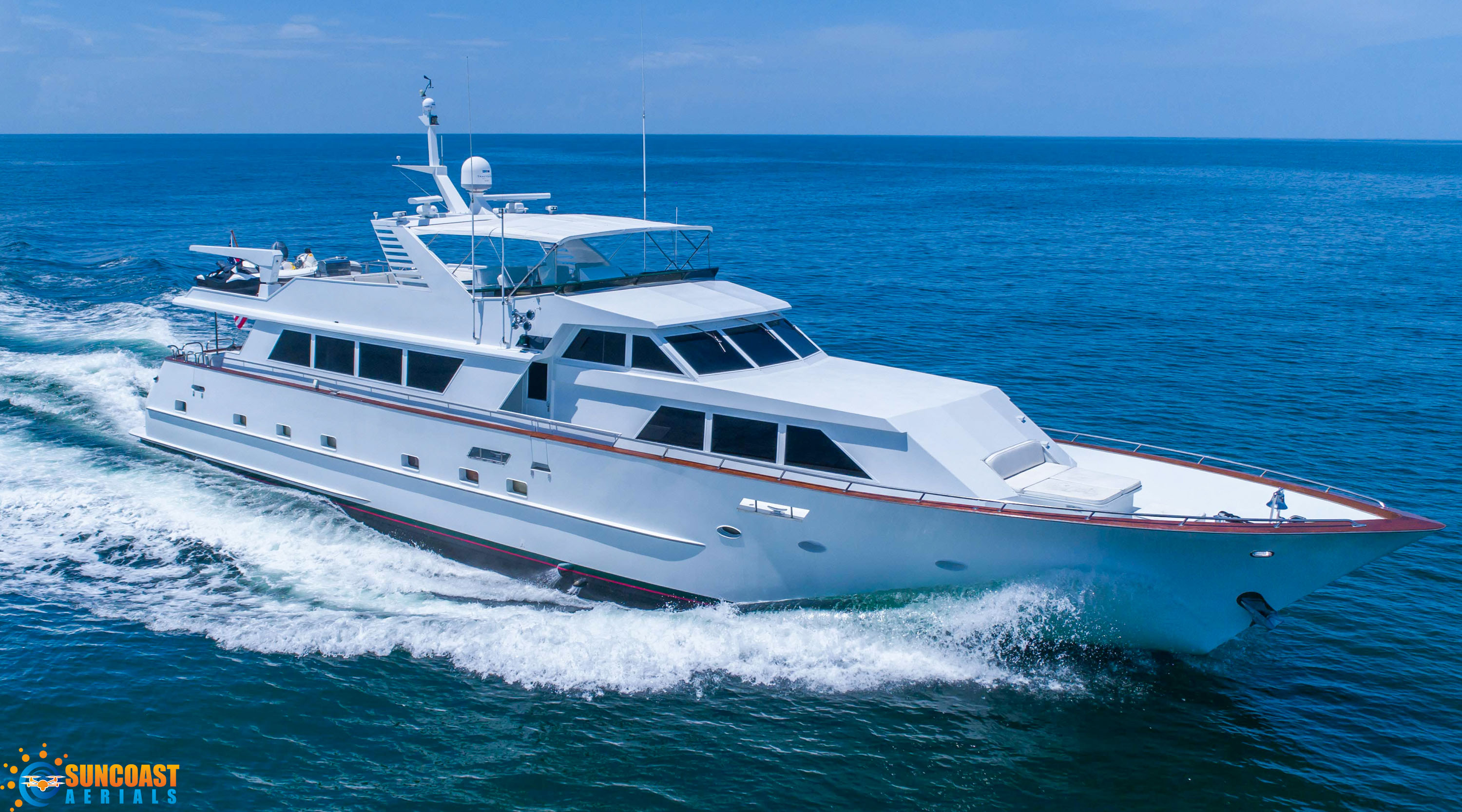 Drone-Luxury-Yacht-Sarasota-2